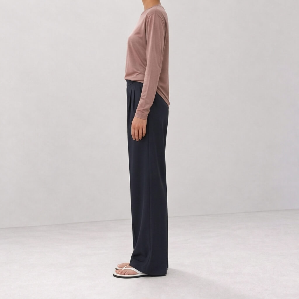 Silk-Blend Knit Long Sleeve Crew Neck Top - Mocha